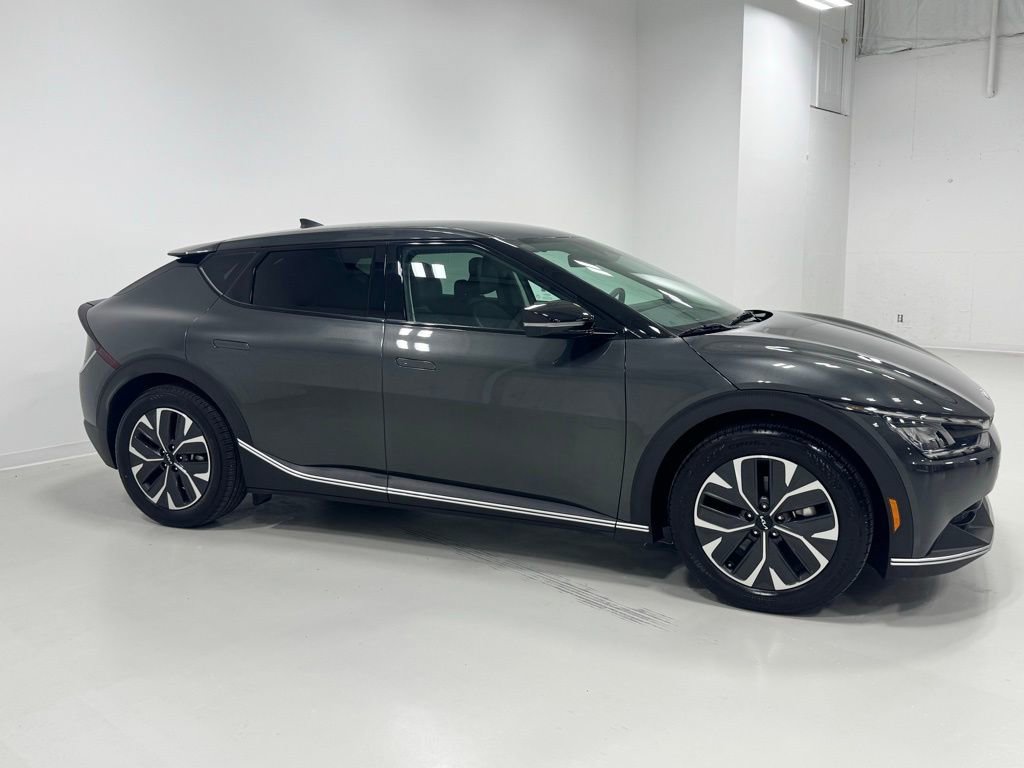 Used 2024 Kia EV6 Light image 19