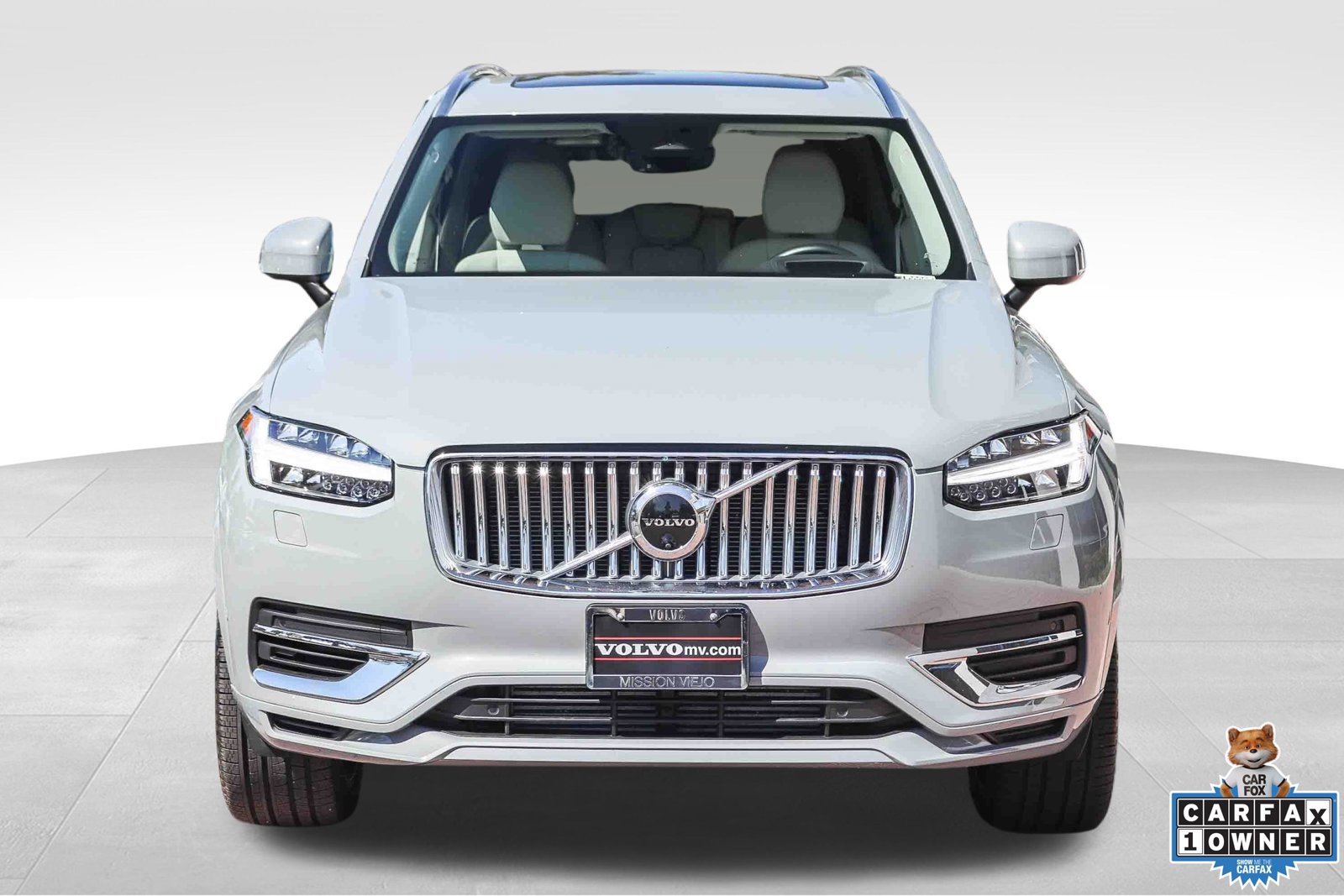 Used 2025 Volvo XC90 T8 Ultra w/ Protection Package Premier AWD/4WD image 2