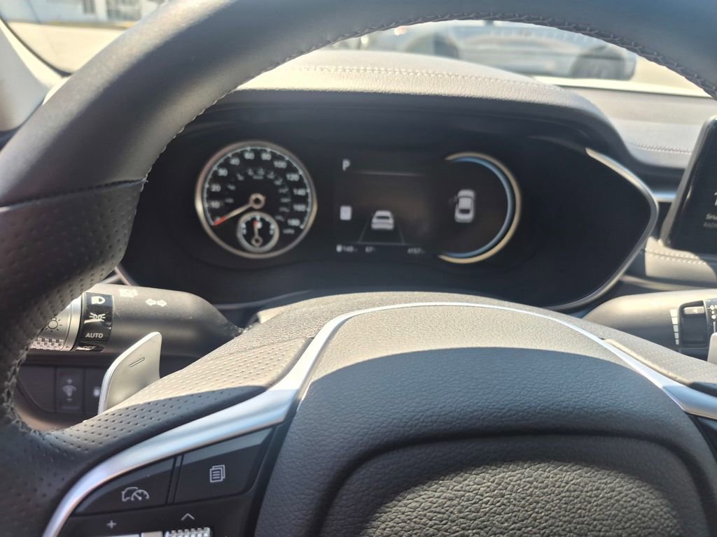 Used 2026 Genesis G70 2.5T image 21