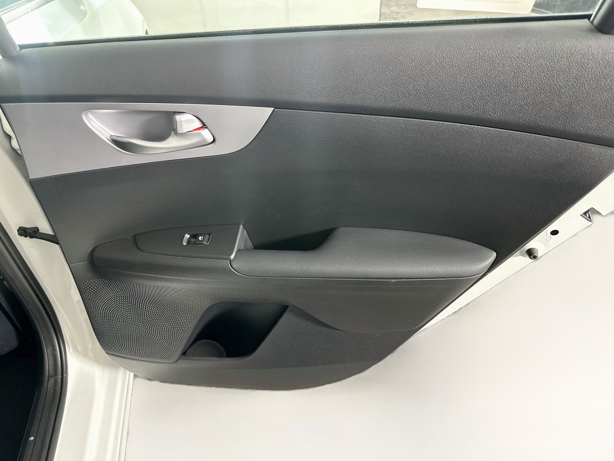 Used 2023 Kia Forte LXS FWD image 27