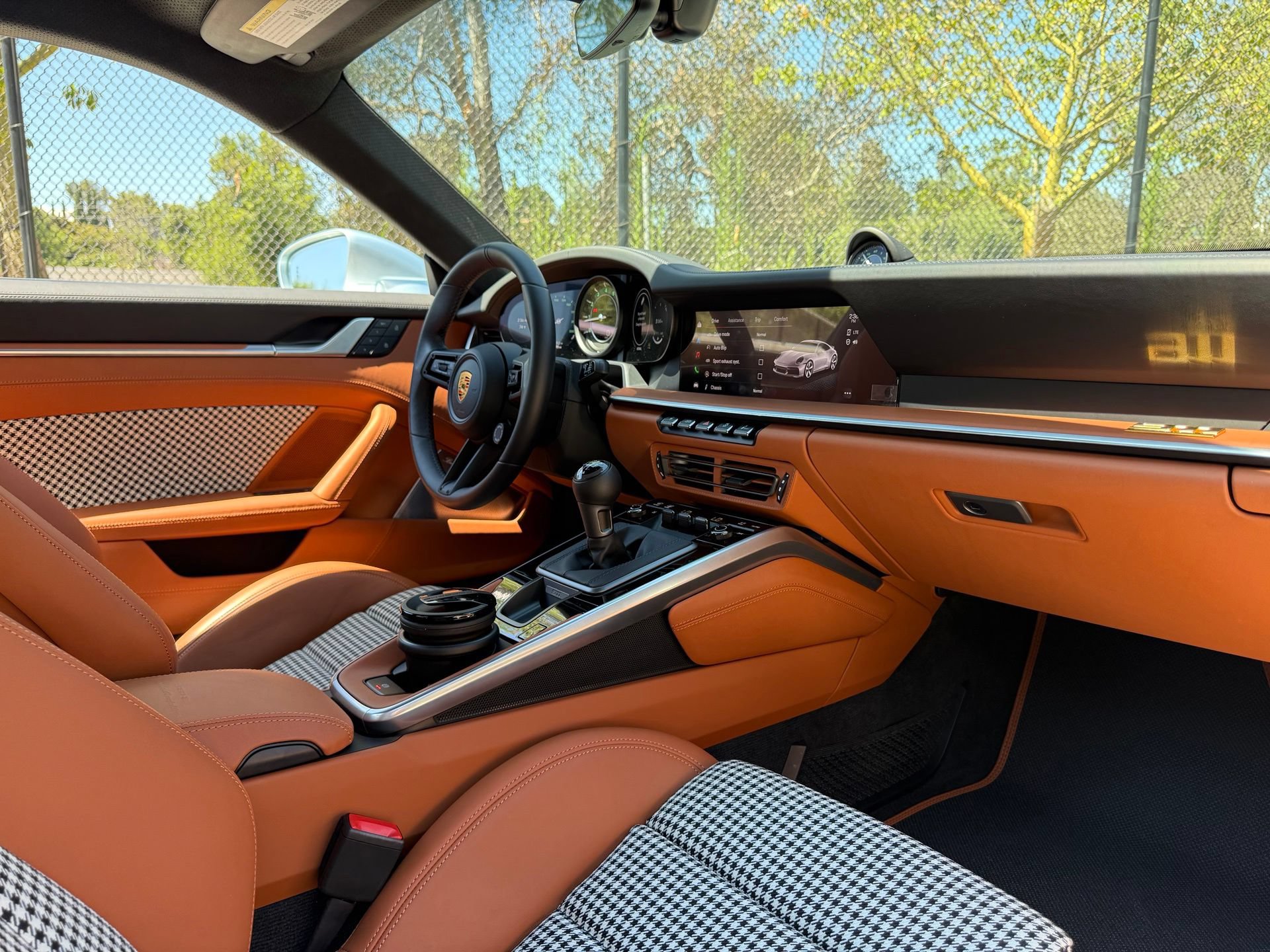 Certified 2023 Porsche 911 Sport Classic RWD image 38