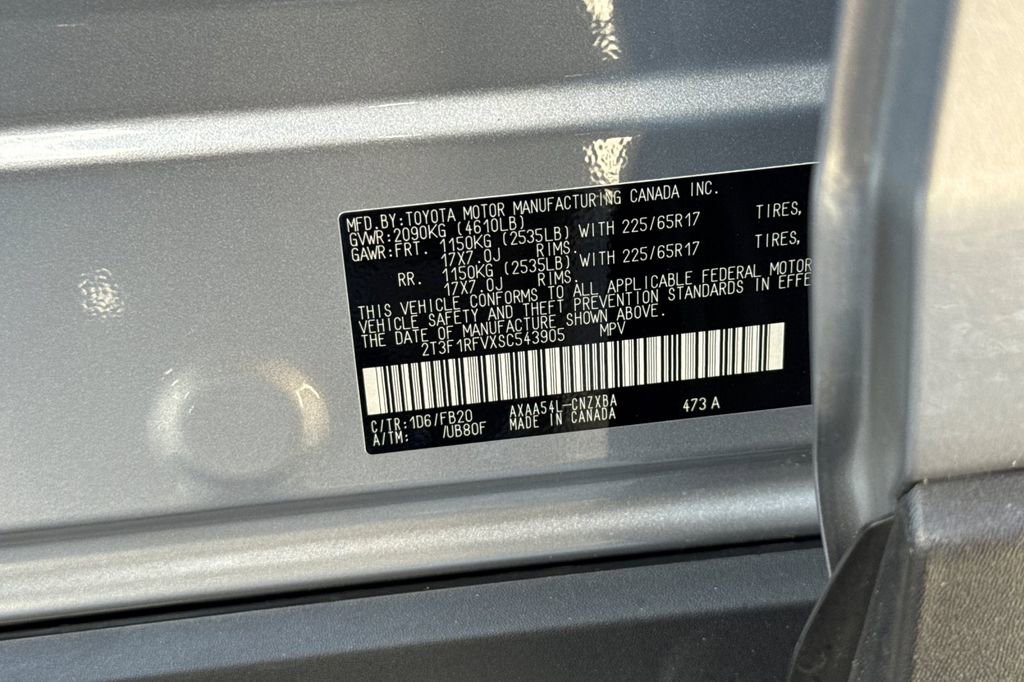 Certified 2025 Toyota RAV4 LE AWD/4WD image 27