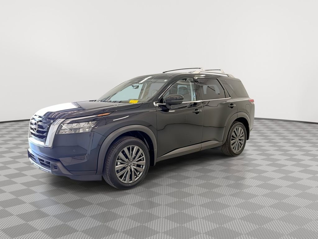 Certified 2025 Nissan Pathfinder SL w/ SL Premium Package FWD image 6