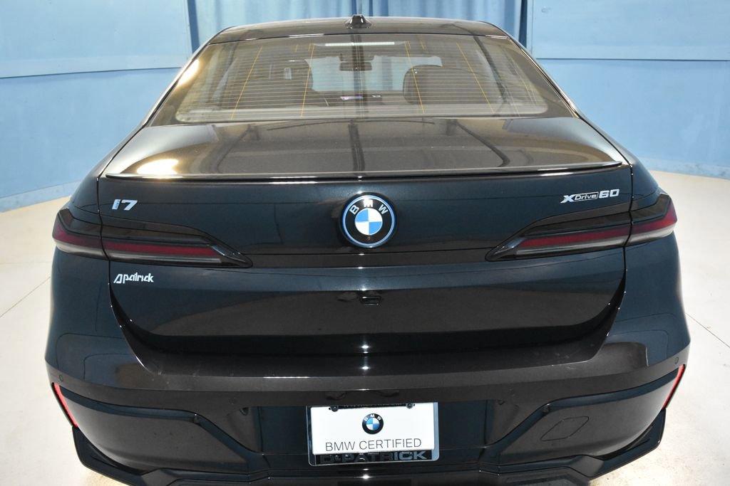 Certified 2024 BMW i7 xDrive60 image 20