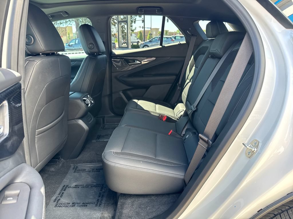 Used 2024 Chevrolet Blazer EV LT AWD/4WD image 25