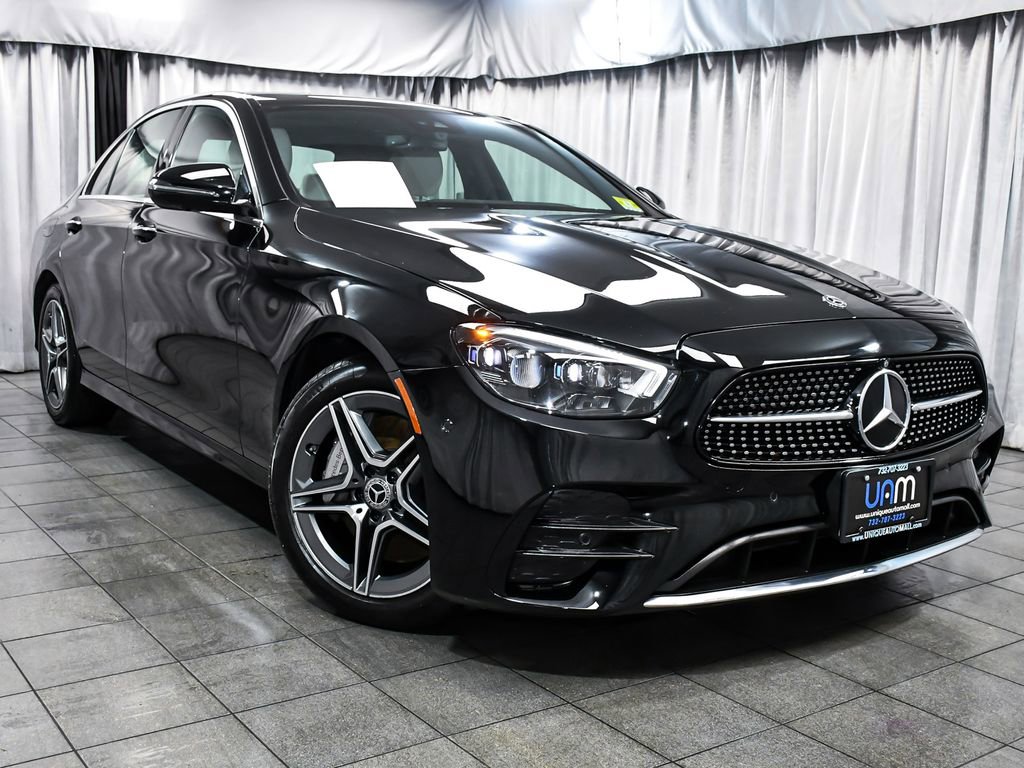 Used 2021 Mercedes-Benz E 350 4MATIC Sedan image 3