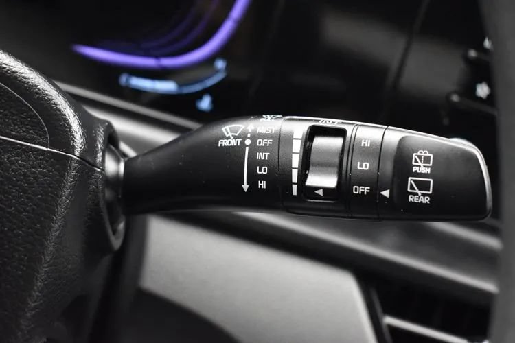 Used 2026 Kia Seltos LX FWD image 26