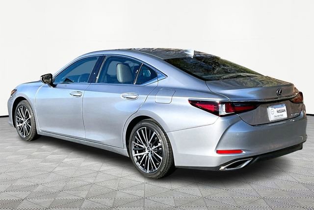 Used 2024 Lexus ES 350 w/ Premium Package image 4