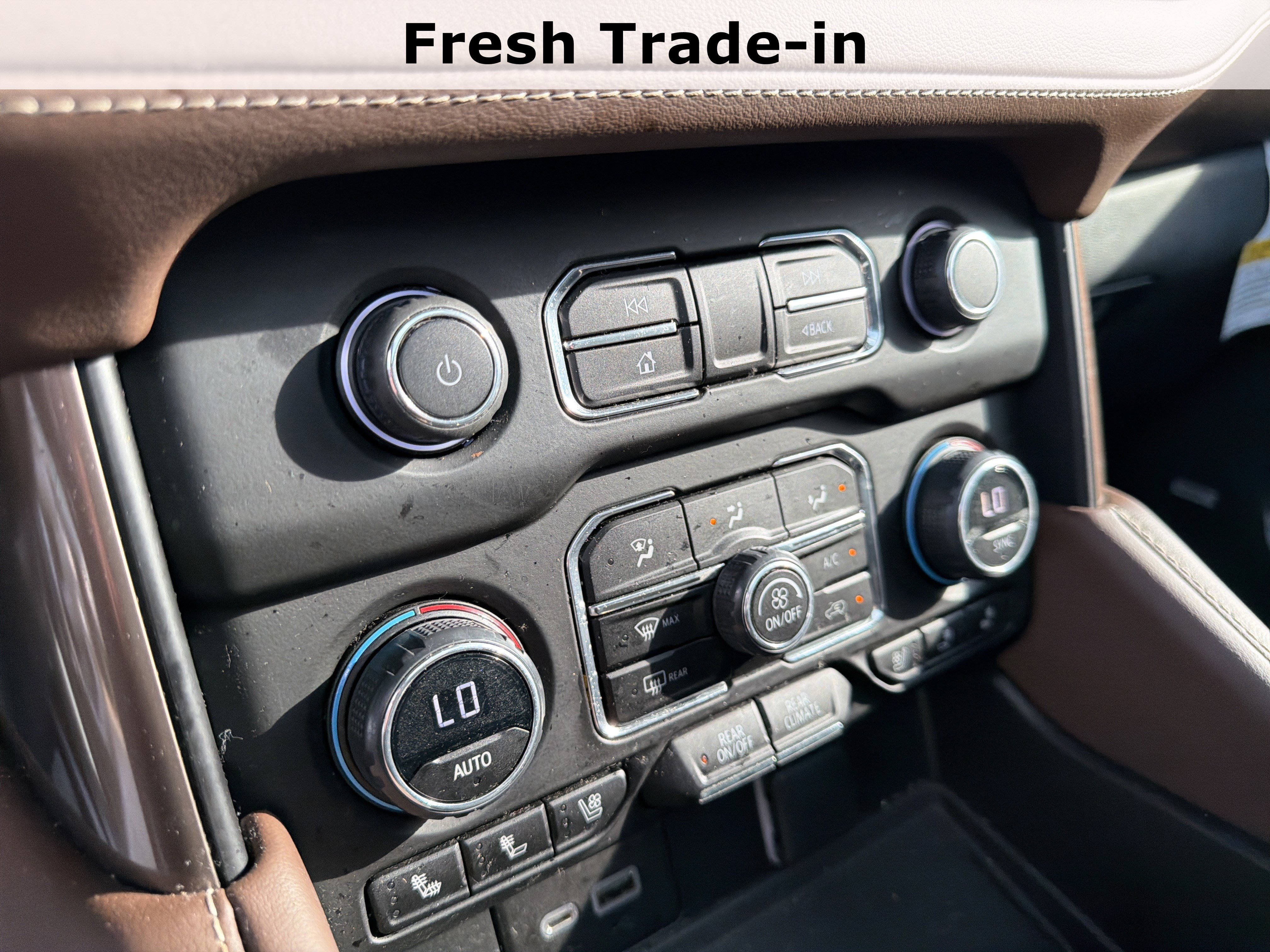 Used 2023 Chevrolet Tahoe High Country AWD/4WD image 17