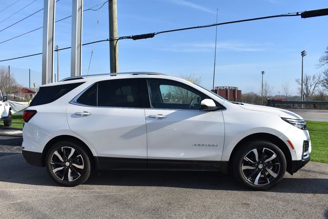Used 2023 Chevrolet Equinox Premier image 2