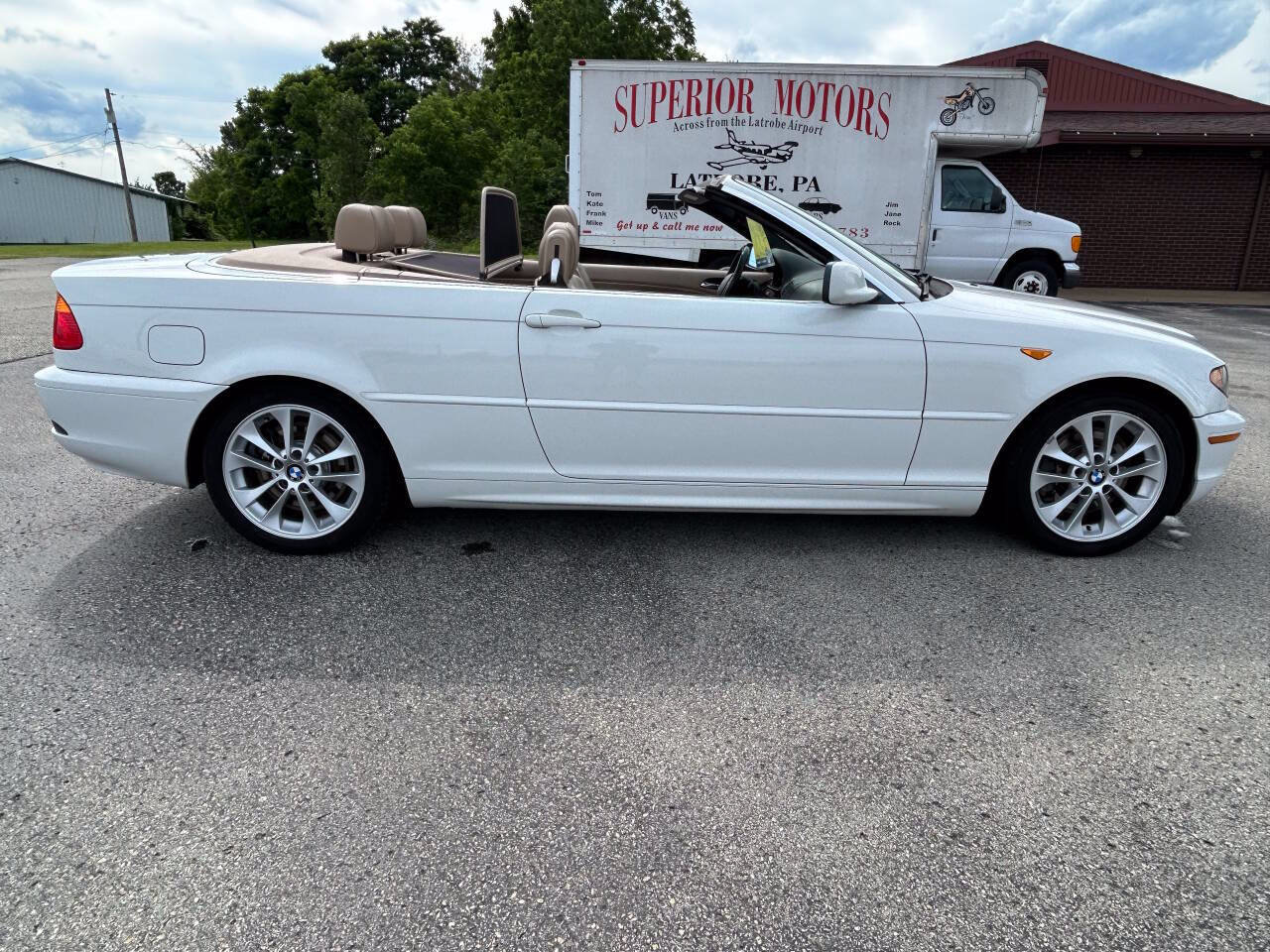 Used 2004 BMW 330Ci Convertible RWD image 4