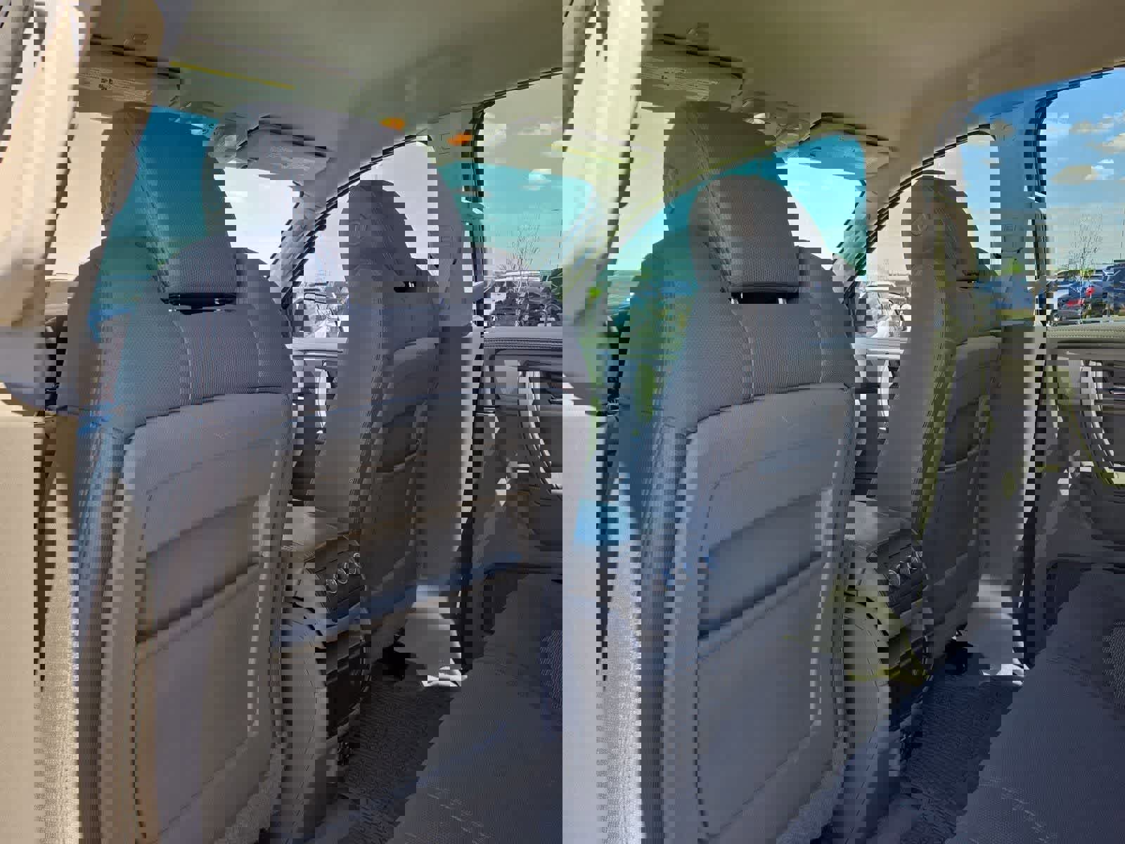 Used 2015 Chevrolet Traverse LS FWD image 16