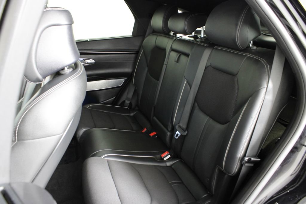 Used 2024 Genesis GV70 2.5T w/ Sport Prestige Package image 20