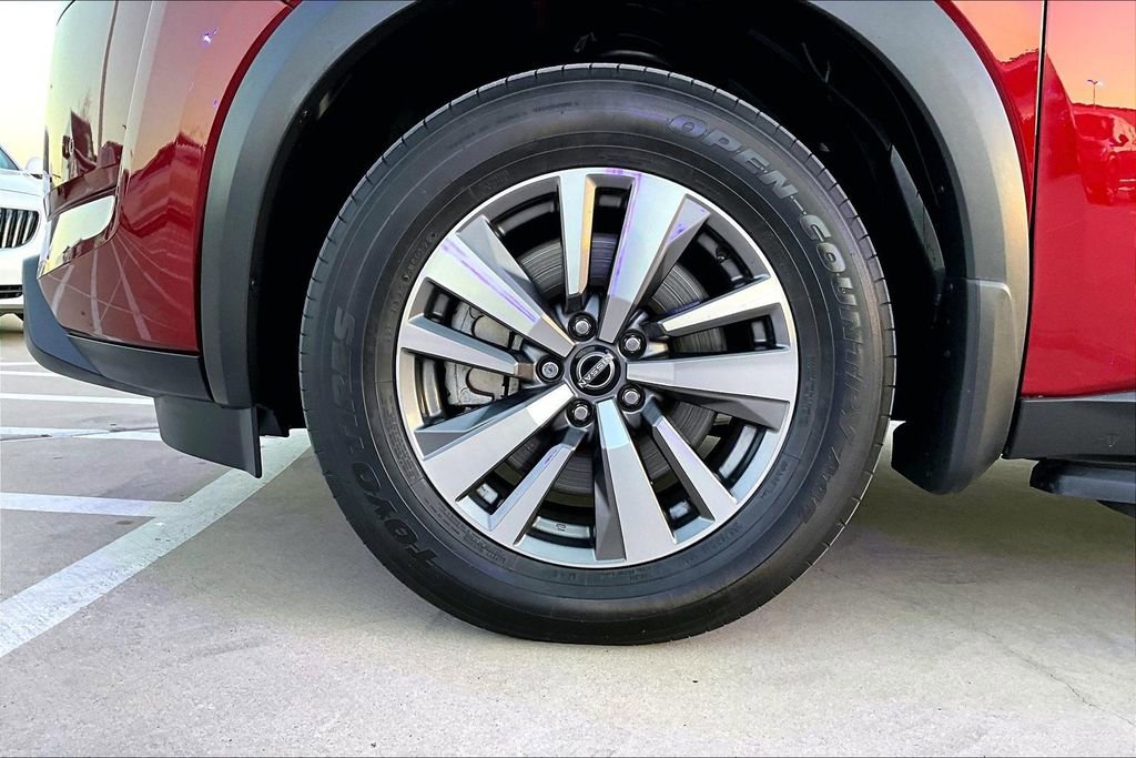 Used 2022 Nissan Pathfinder SL image 11