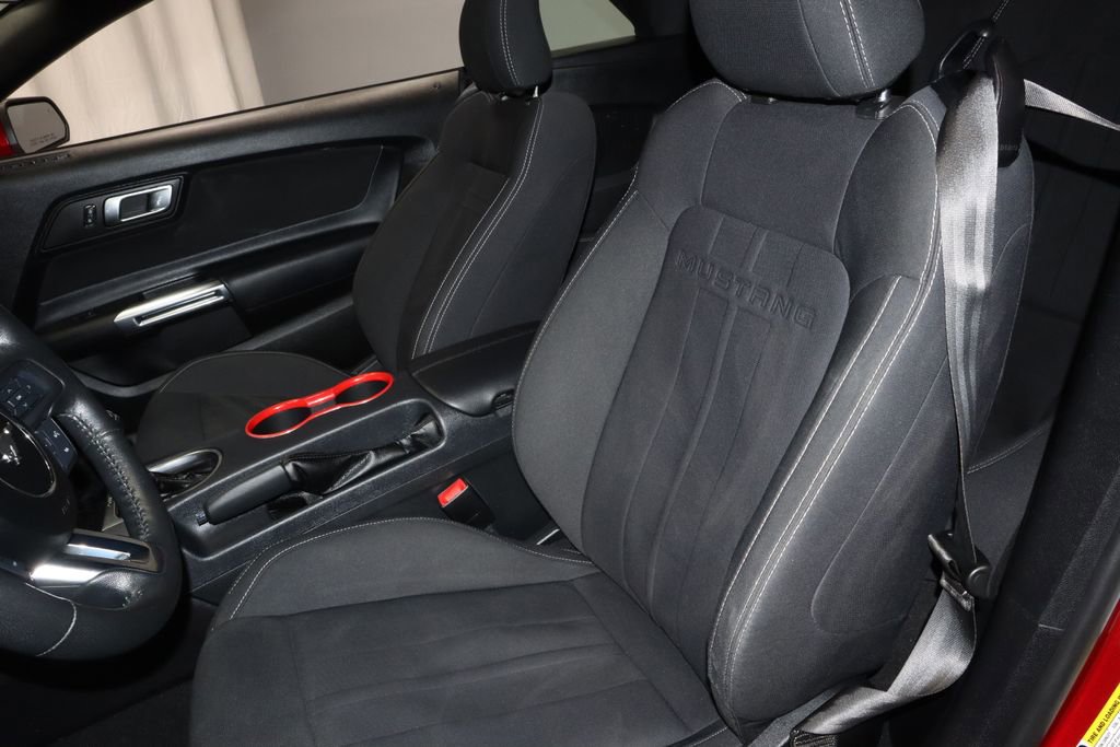 Certified 2021 Ford Mustang Convertible image 24