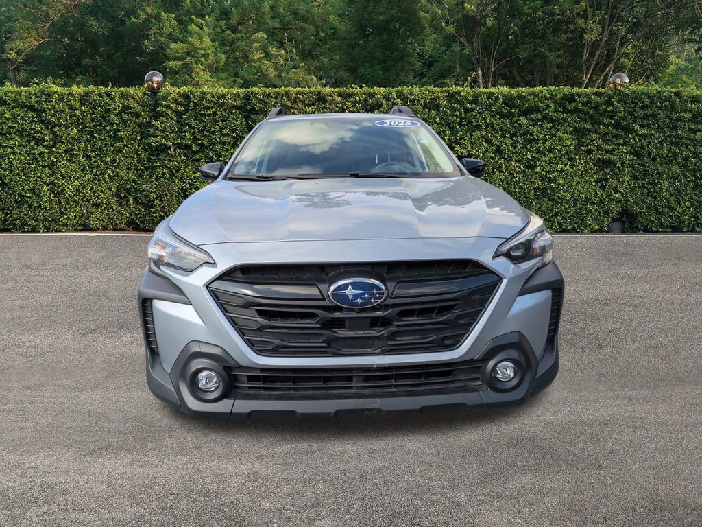 Used 2025 Subaru Outback Onyx Edition XT w/ Popular Package #2 image 9