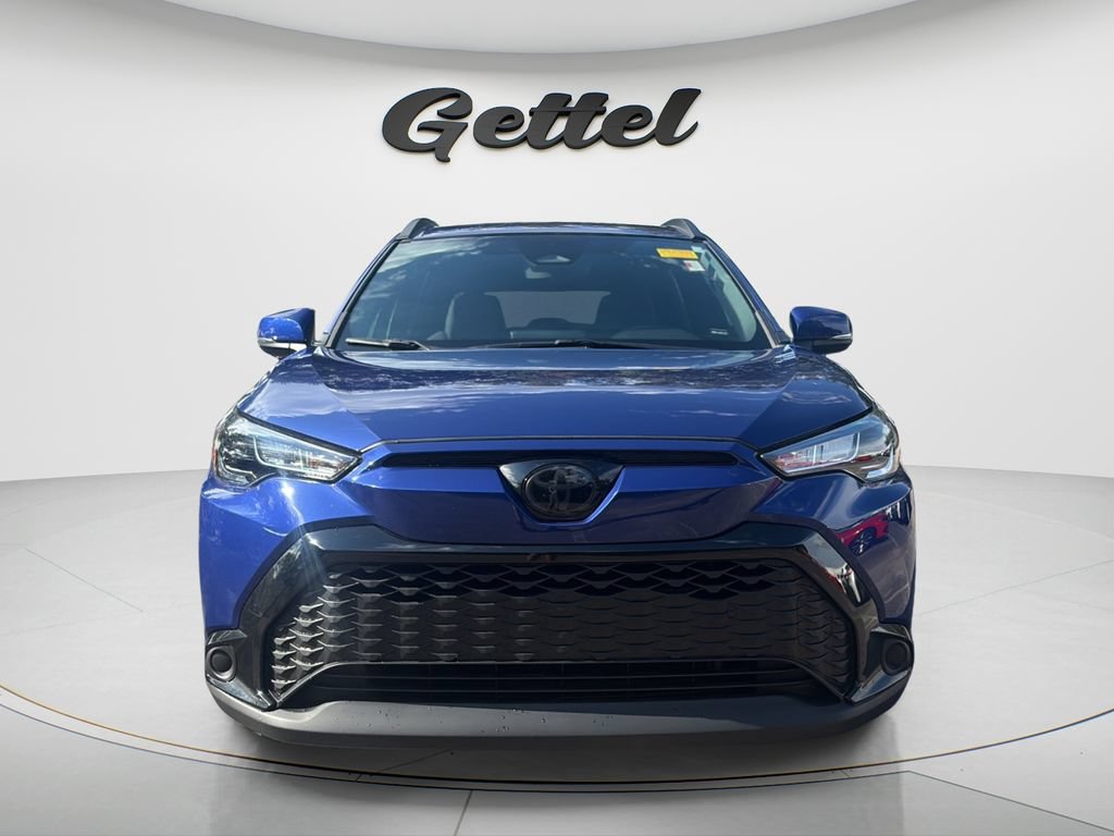 Used 2024 Toyota Corolla Cross AWD Hybrid image 2