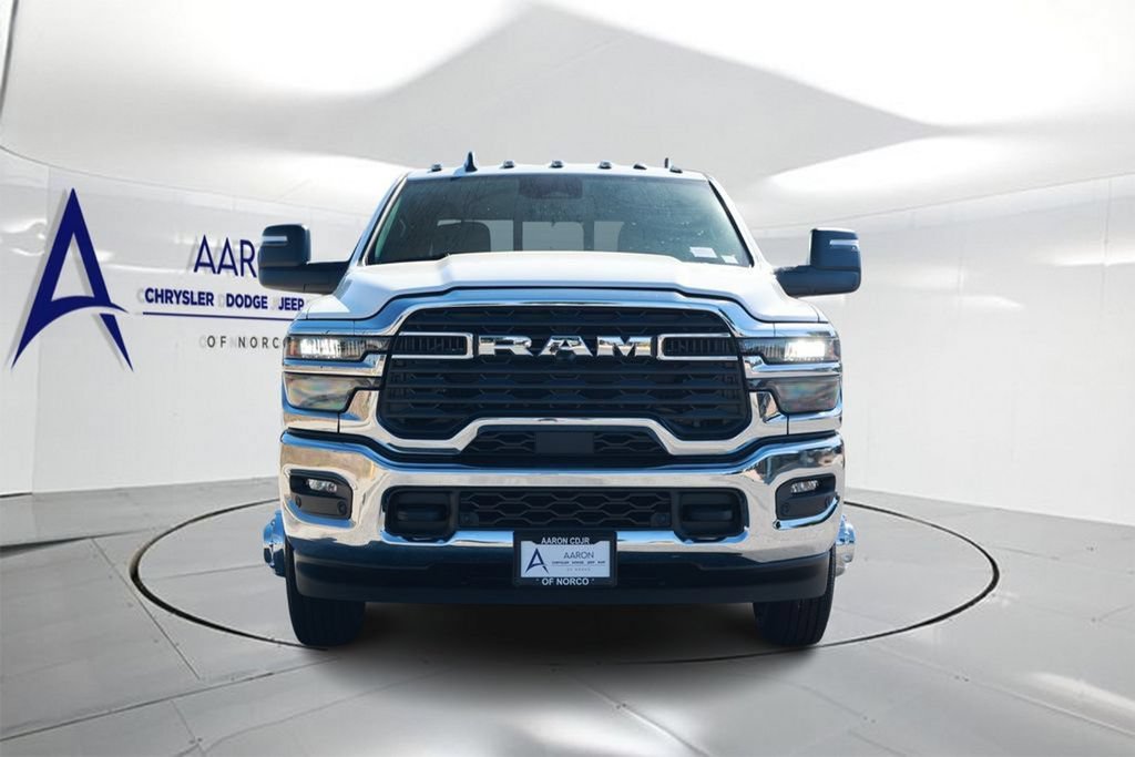 New 2026 RAM 3500 Tradesman AWD/4WD image 4