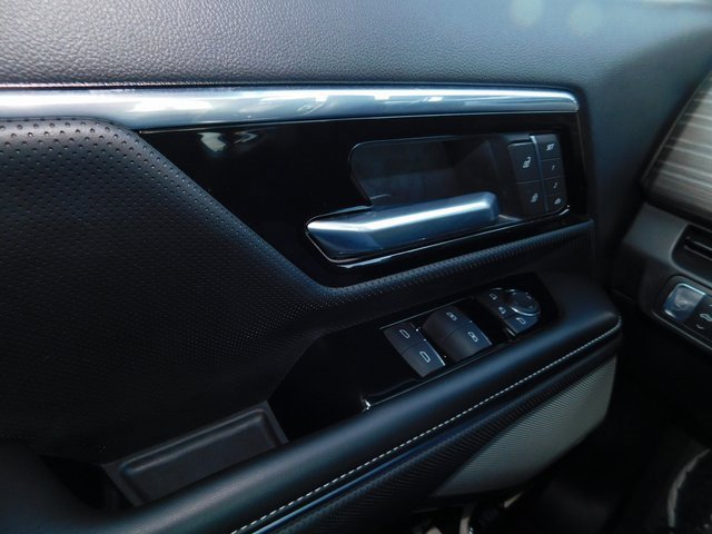 Used 2025 GMC Sierra EV Denali image 30