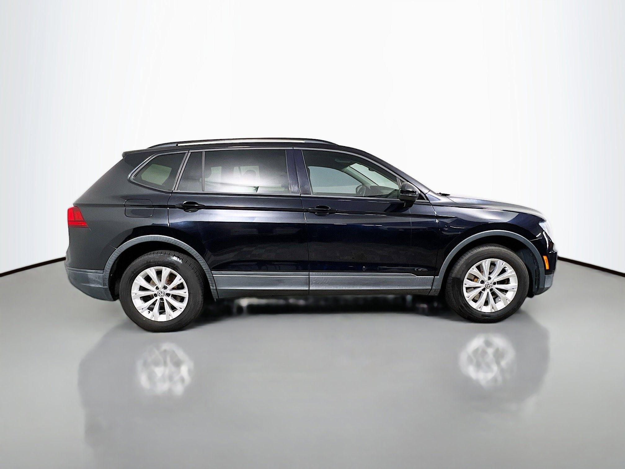 Used 2019 Volkswagen Tiguan S w/ Driver Assistance Package image 3
