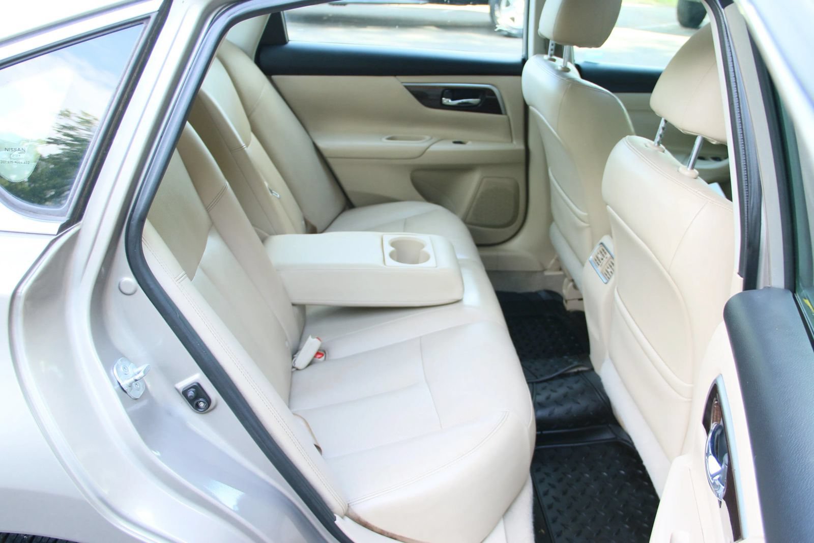 Used 2014 Nissan Altima 2.5 SL w/ Technology Package FWD image 17