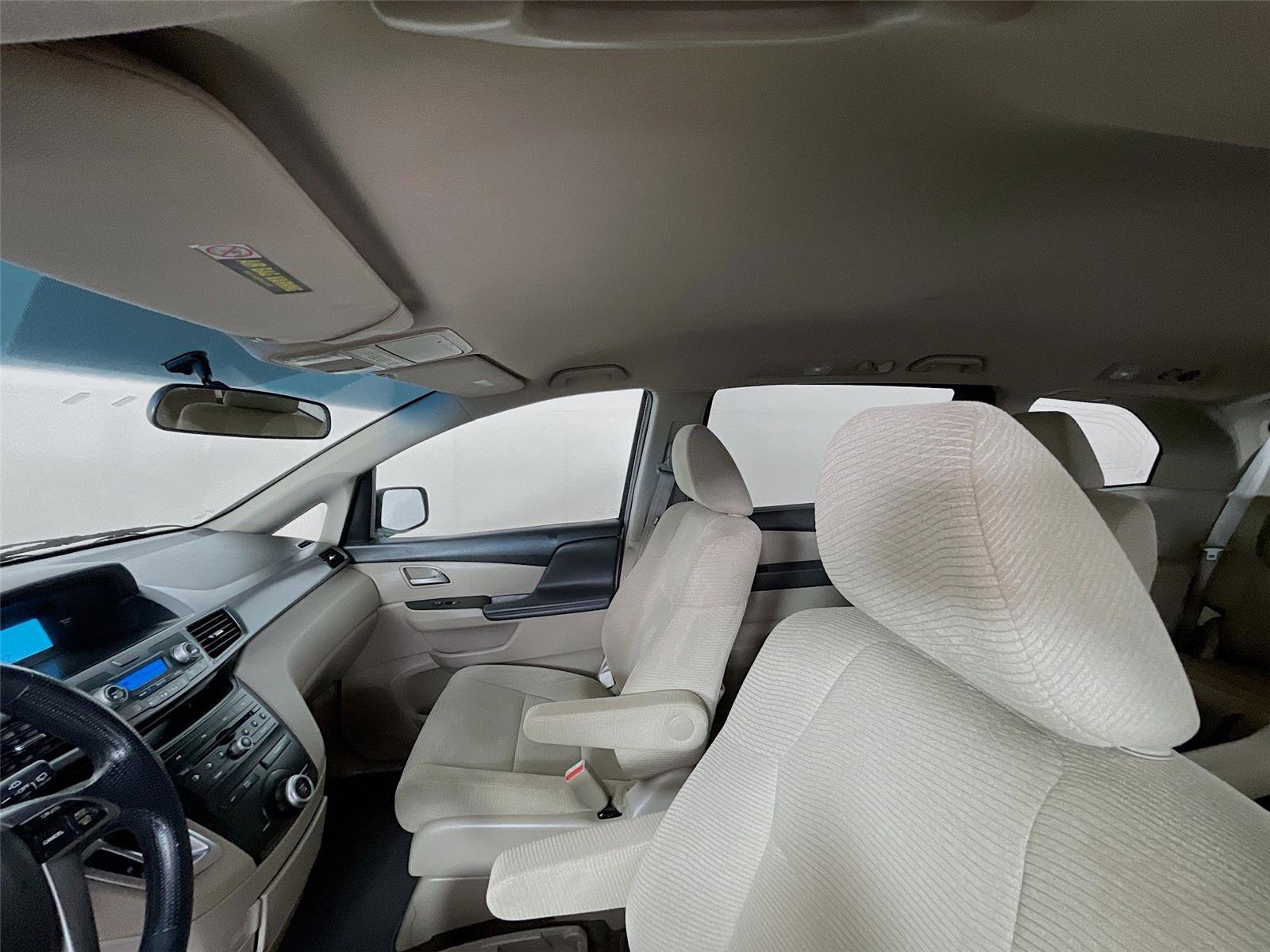 Used 2012 Honda Odyssey LX image 11