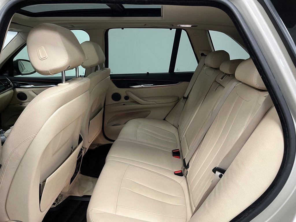 Used 2015 BMW X5 xDrive35i AWD/4WD image 46