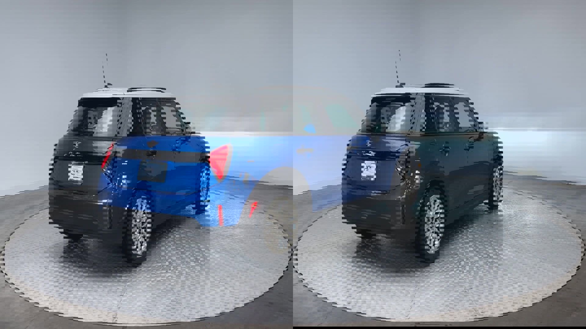 New 2026 MINI Cooper 4-Door Hardtop image 8