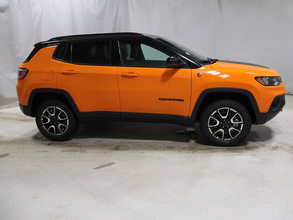 New 2026 Jeep Compass Trailhawk image 8