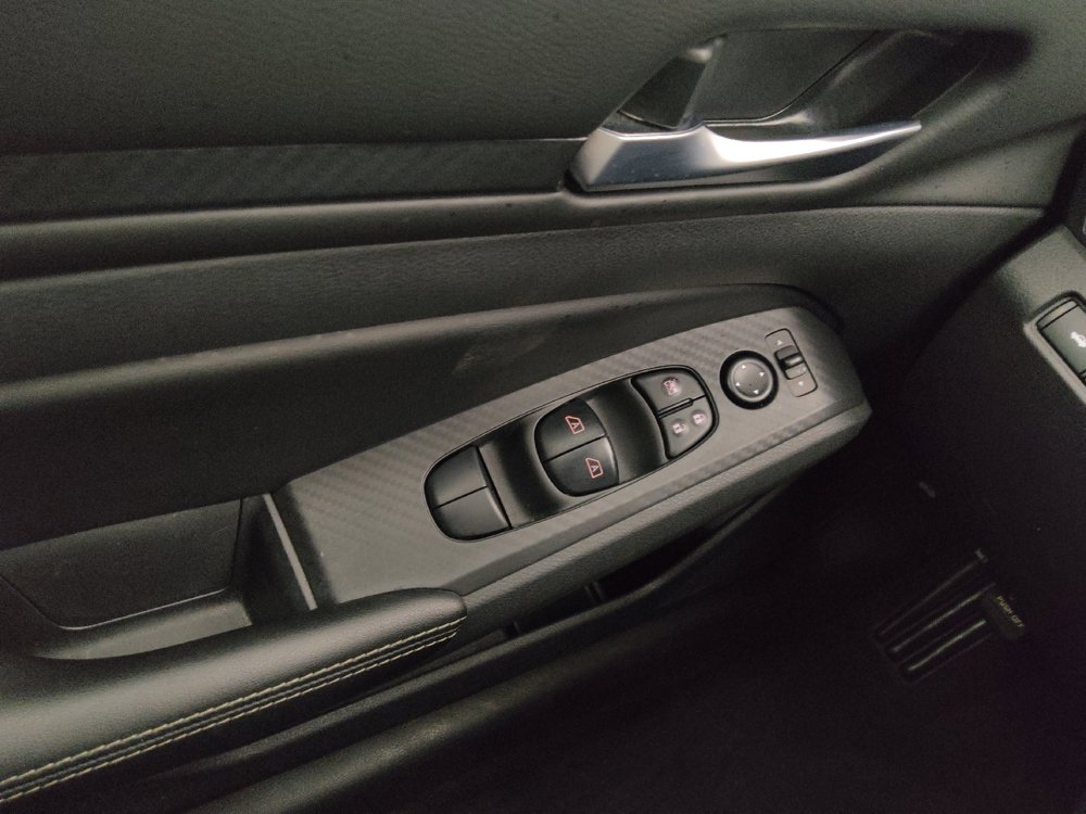 Used 2025 Nissan Altima 2.5 SV FWD image 27