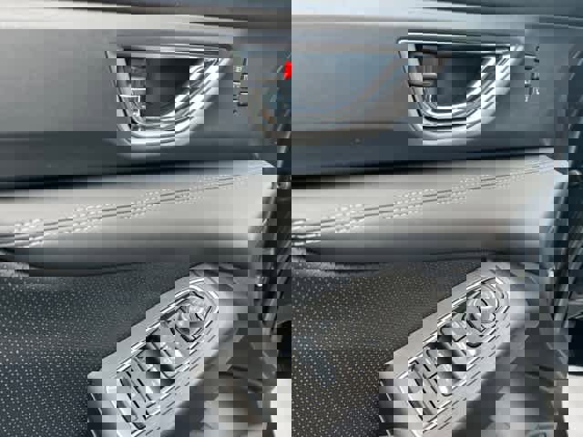 Certified 2024 Subaru Ascent Limited w/ Technology Package image 14