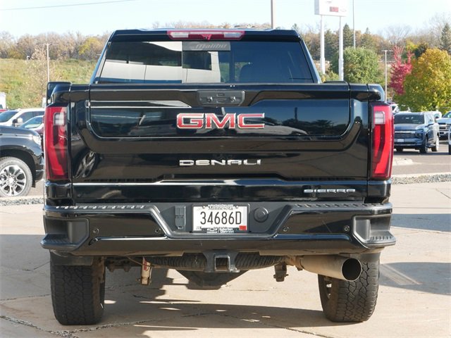 Used 2024 GMC Sierra 2500 Denali image 6