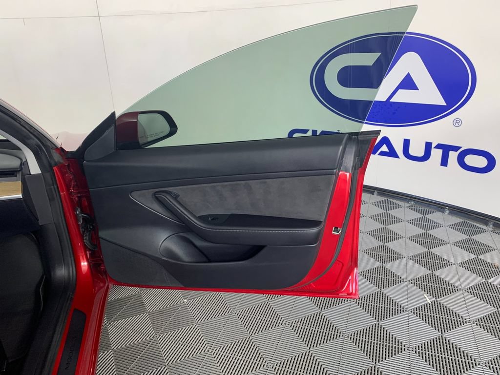 Used 2021 Tesla Model 3 Standard Range RWD image 33