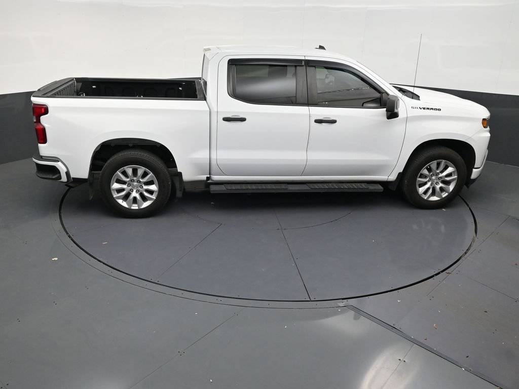 Used 2019 Chevrolet Silverado 1500 Custom w/ Custom Value Package RWD image 16