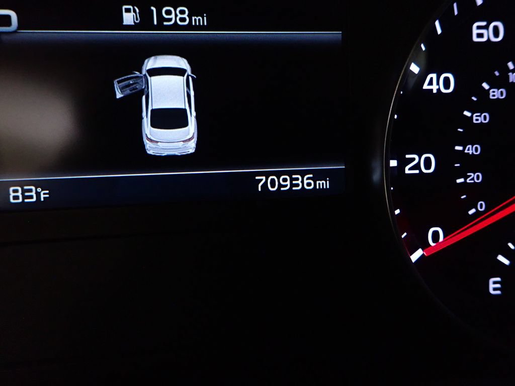 Used 2023 Kia Forte LXS w/ LXS Technology Package FWD image 22