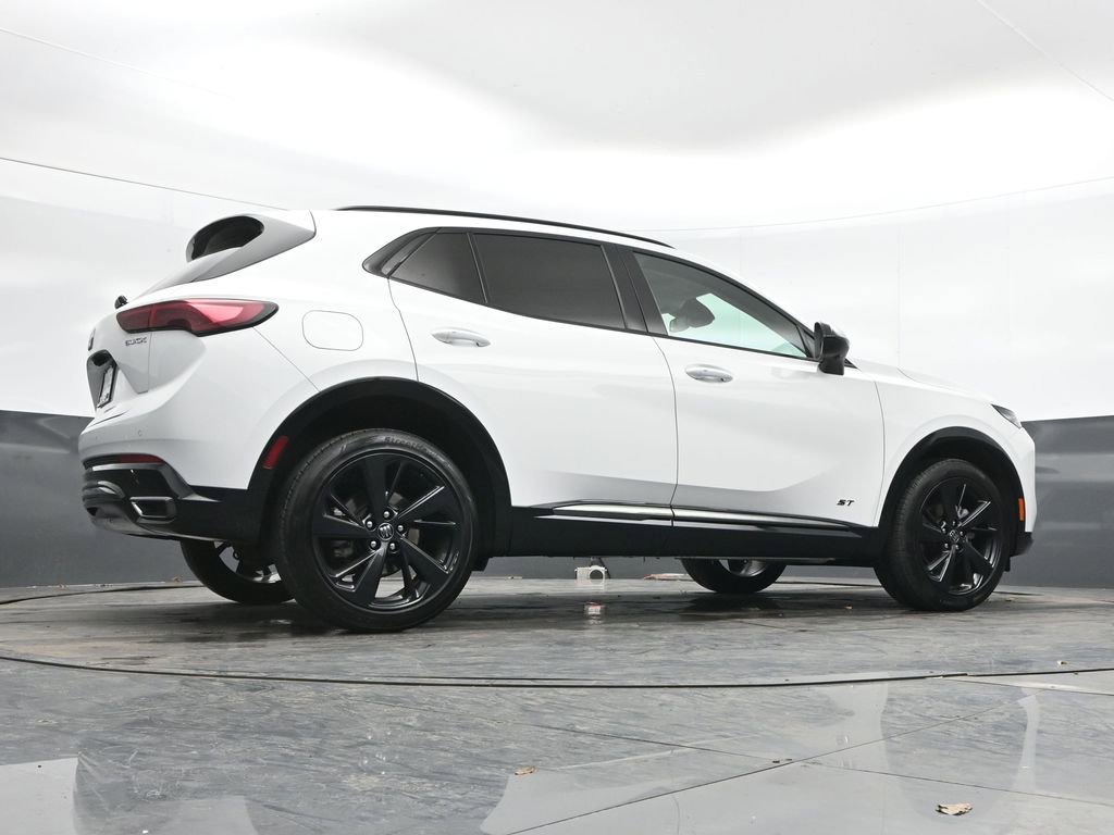 Used 2024 Buick Envision Sport Touring image 42