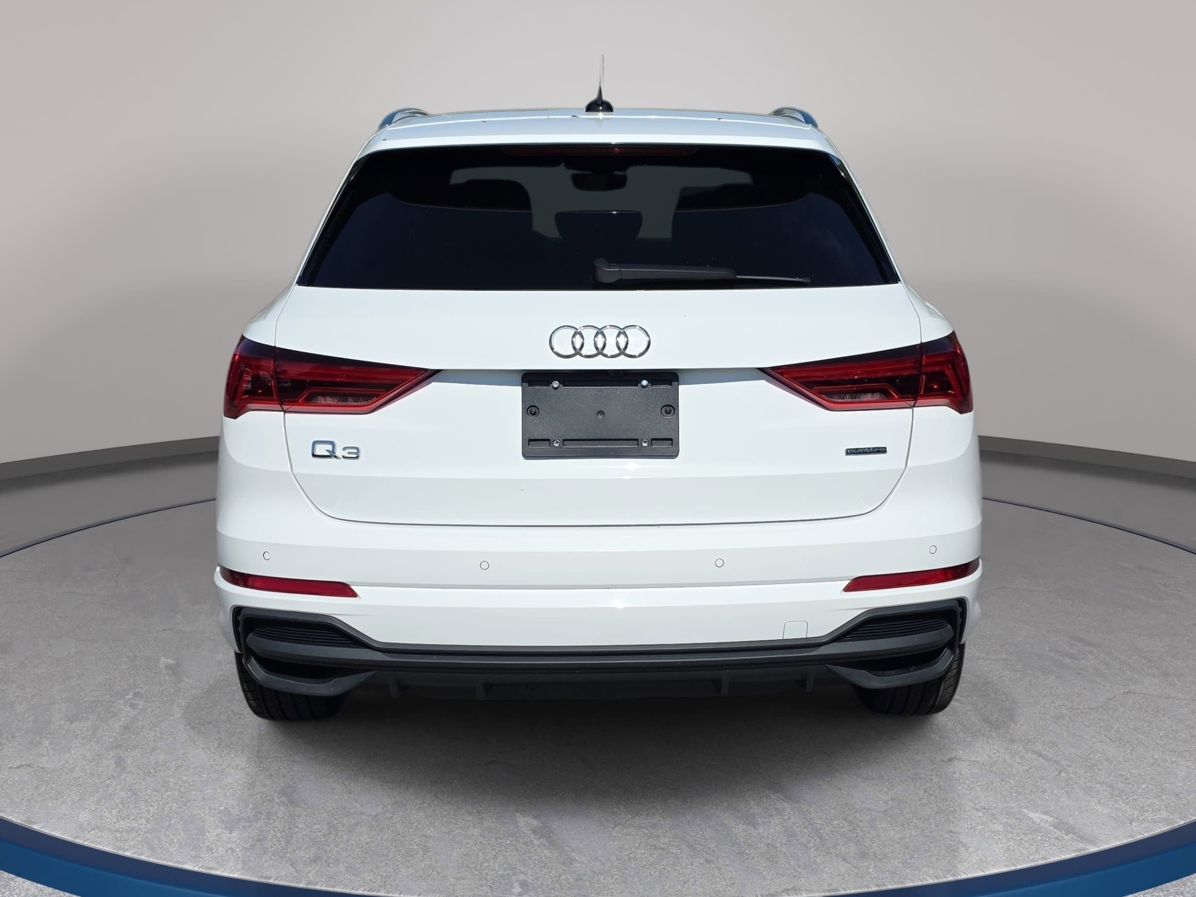 Used 2023 Audi Q3 2.0T Premium AWD/4WD image 6