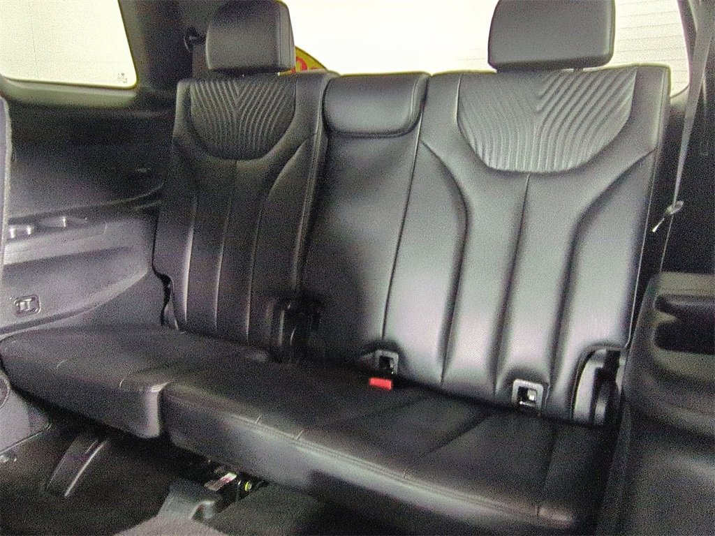 Used 2023 Hyundai Palisade Calligraphy image 16