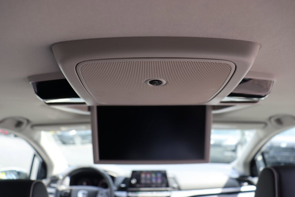Certified 2026 Honda Odyssey Elite image 17