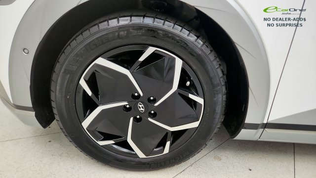 Used 2024 Hyundai Ioniq 5 Limited RWD image 79