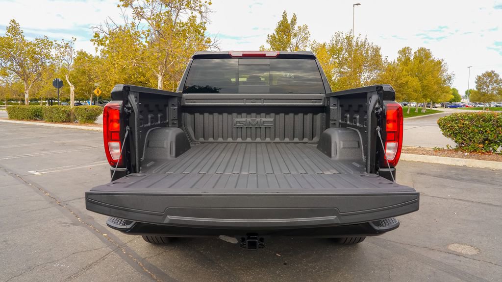 New 2026 GMC Sierra 1500 Elevation w/ Elevation Premium Package AWD/4WD image 10