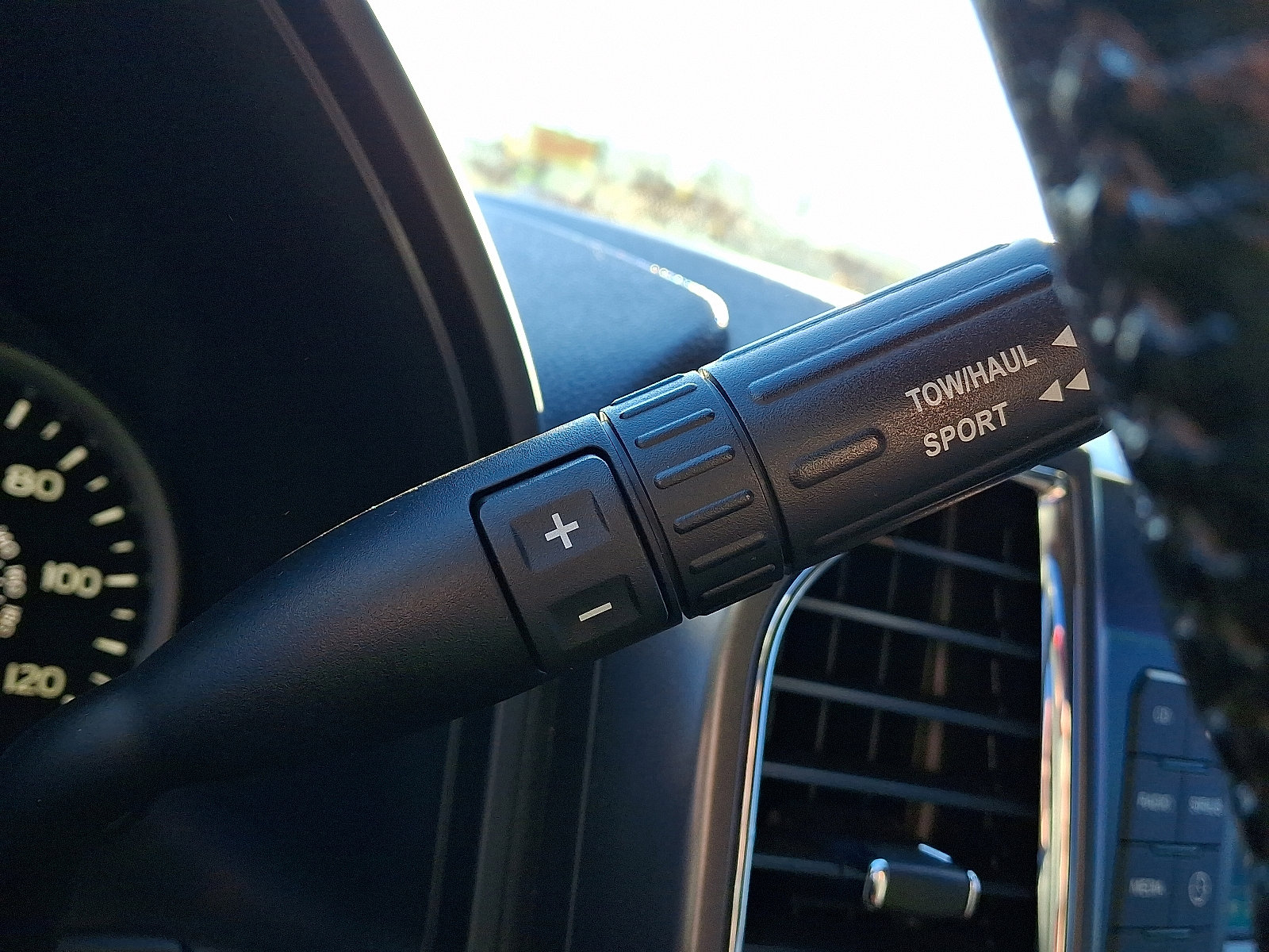 Used 2015 Ford F150 XLT w/ Equipment Group 301A Mid image 14