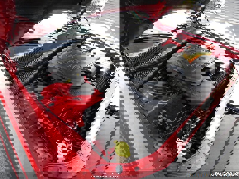 Used 2011 Dodge Challenger SE image 7