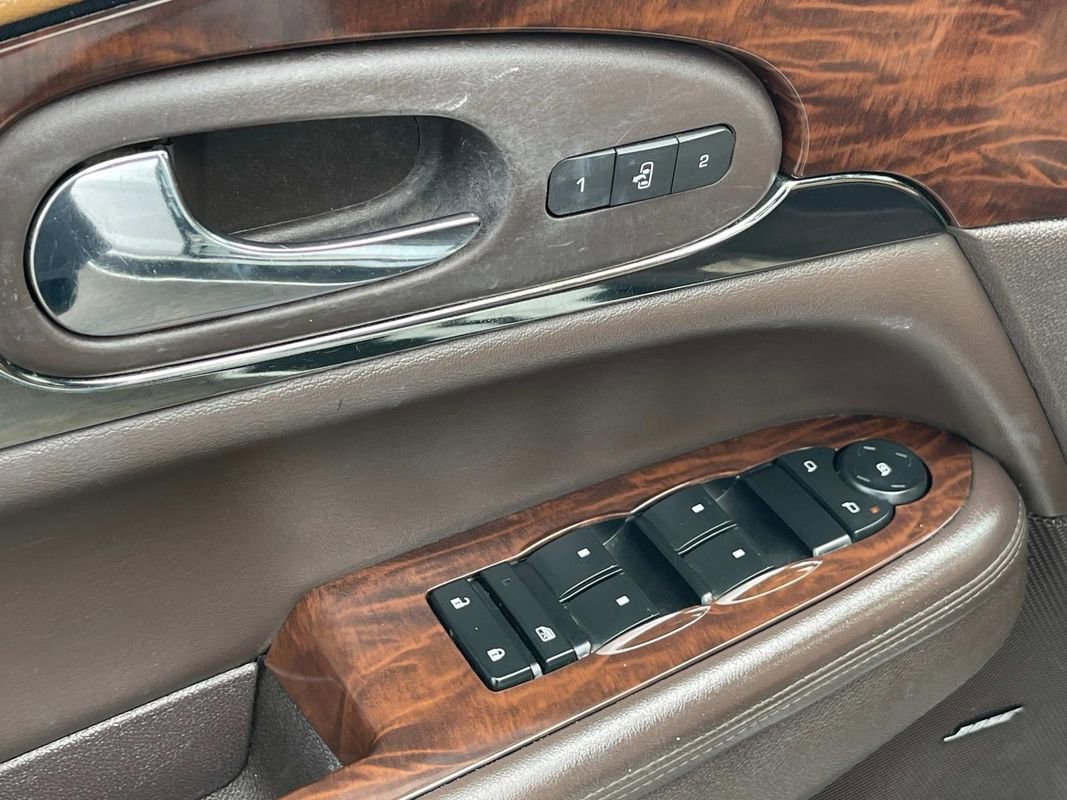 Used 2016 Buick Enclave Leather image 19