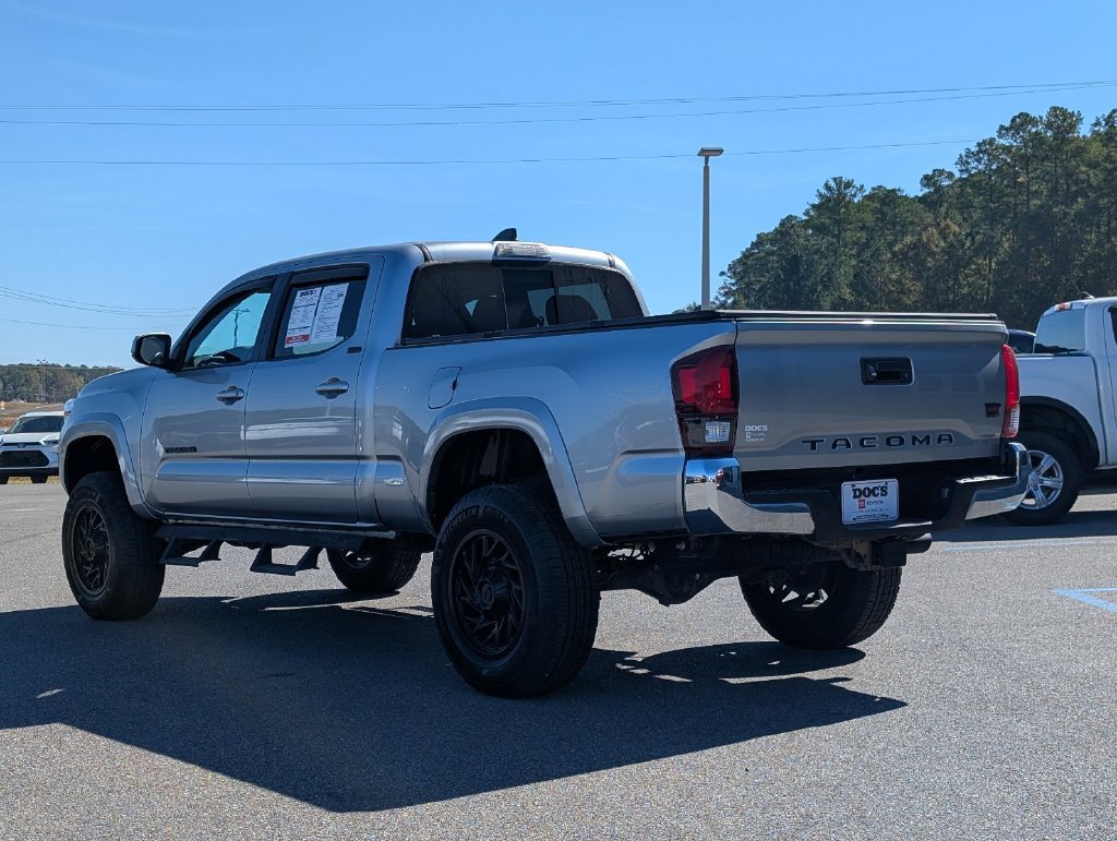 Used 2023 Toyota Tacoma SR5 RWD image 3