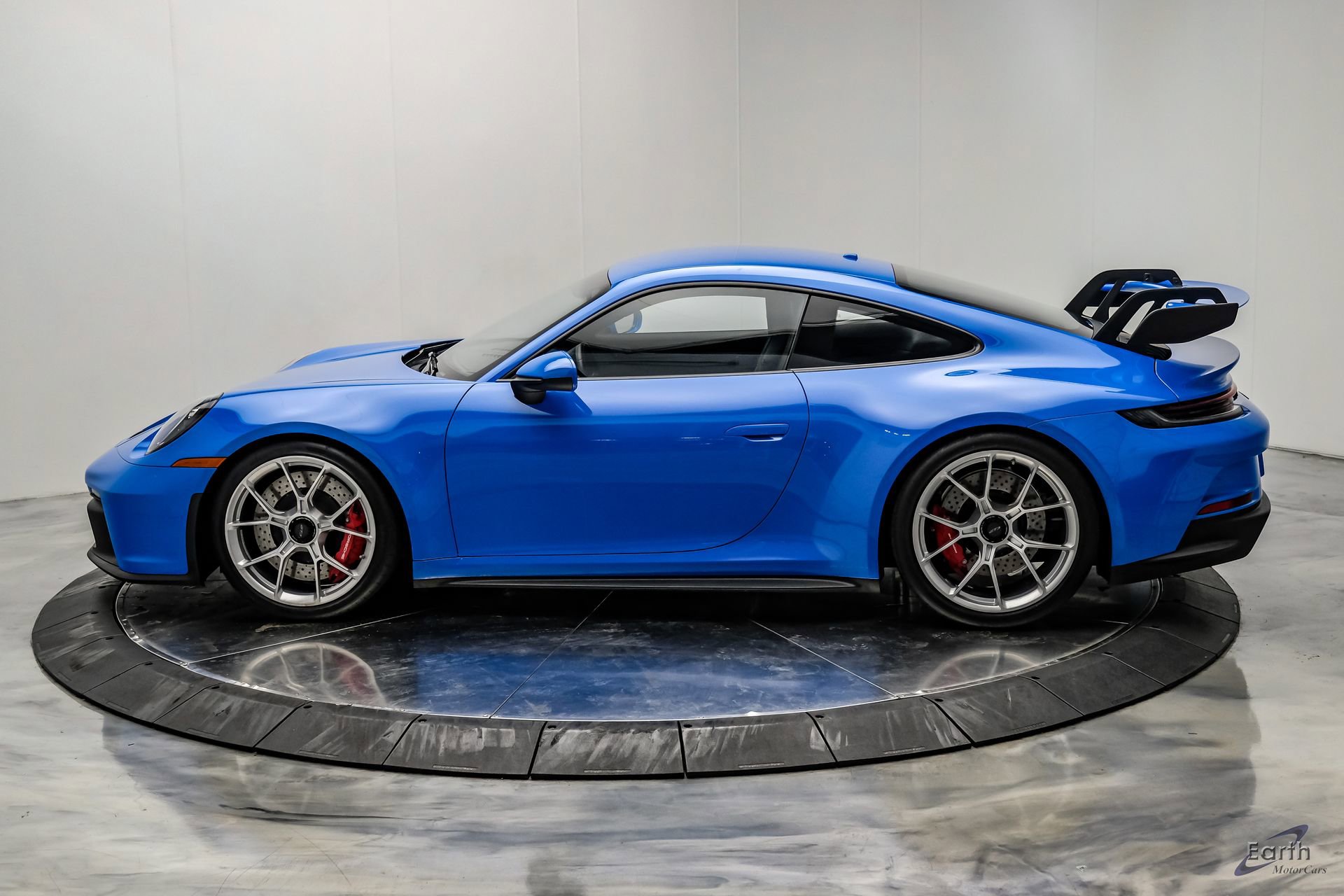 Used 2022 Porsche 911 GT3 RWD image 8
