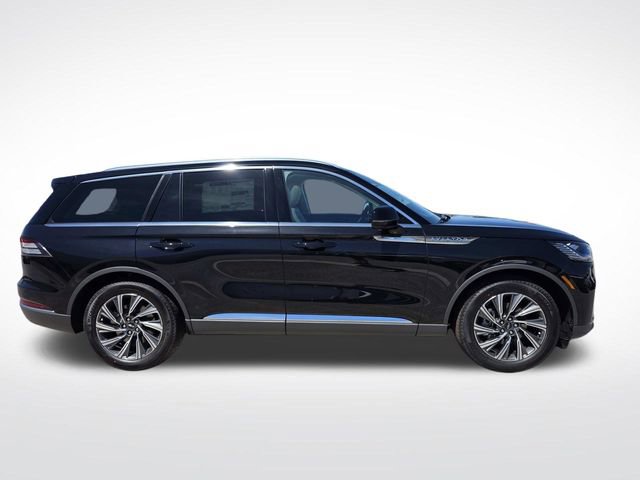 New 2026 Lincoln Aviator 2WD image 2