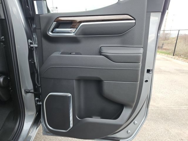 New 2026 GMC Sierra 1500 SLE AWD/4WD image 18