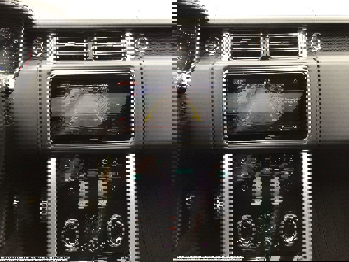 Used 2021 Land Rover Range Rover P525 Westminster Edition image 9