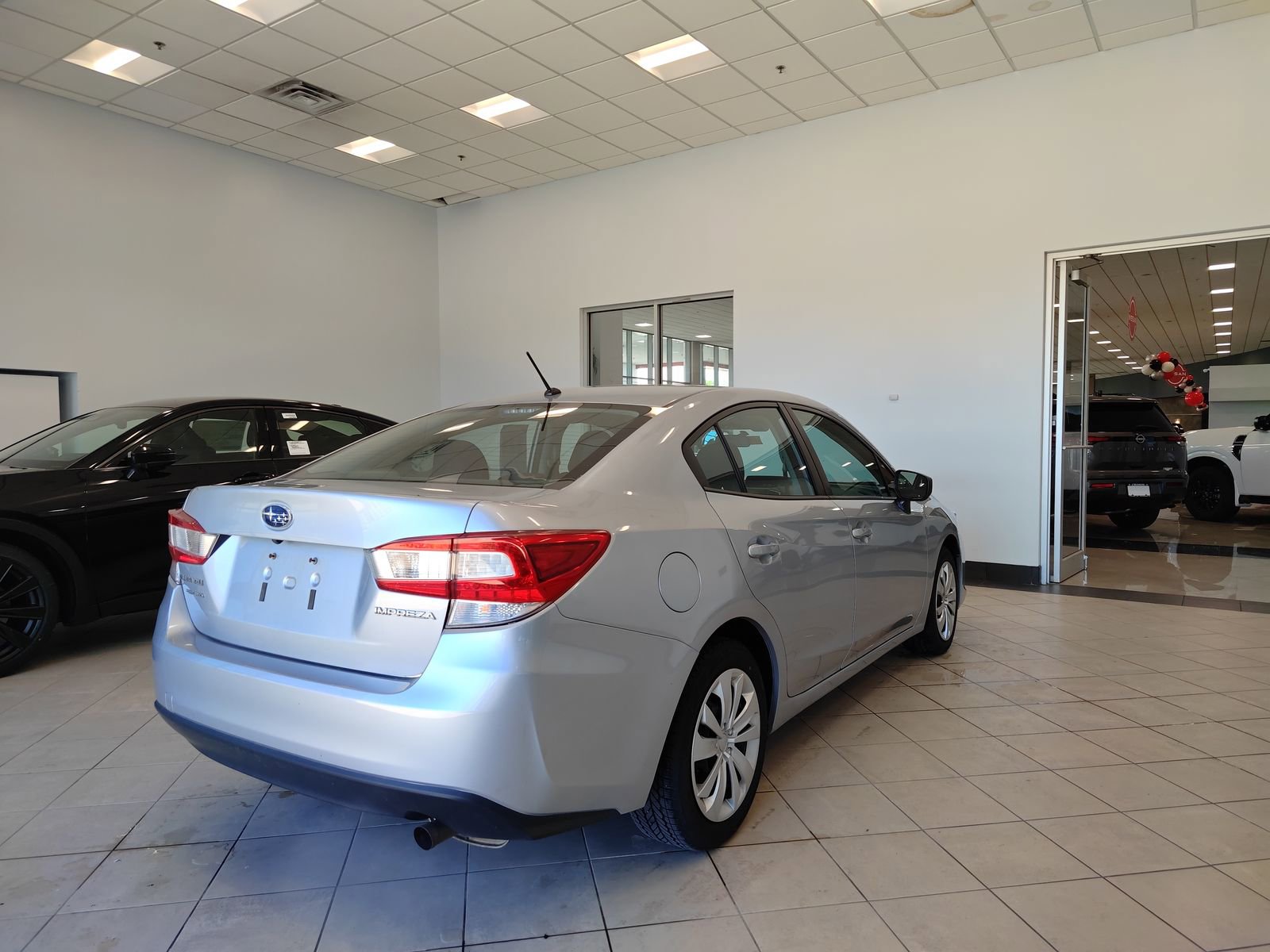 Used 2022 Subaru Impreza 2.0i image 3